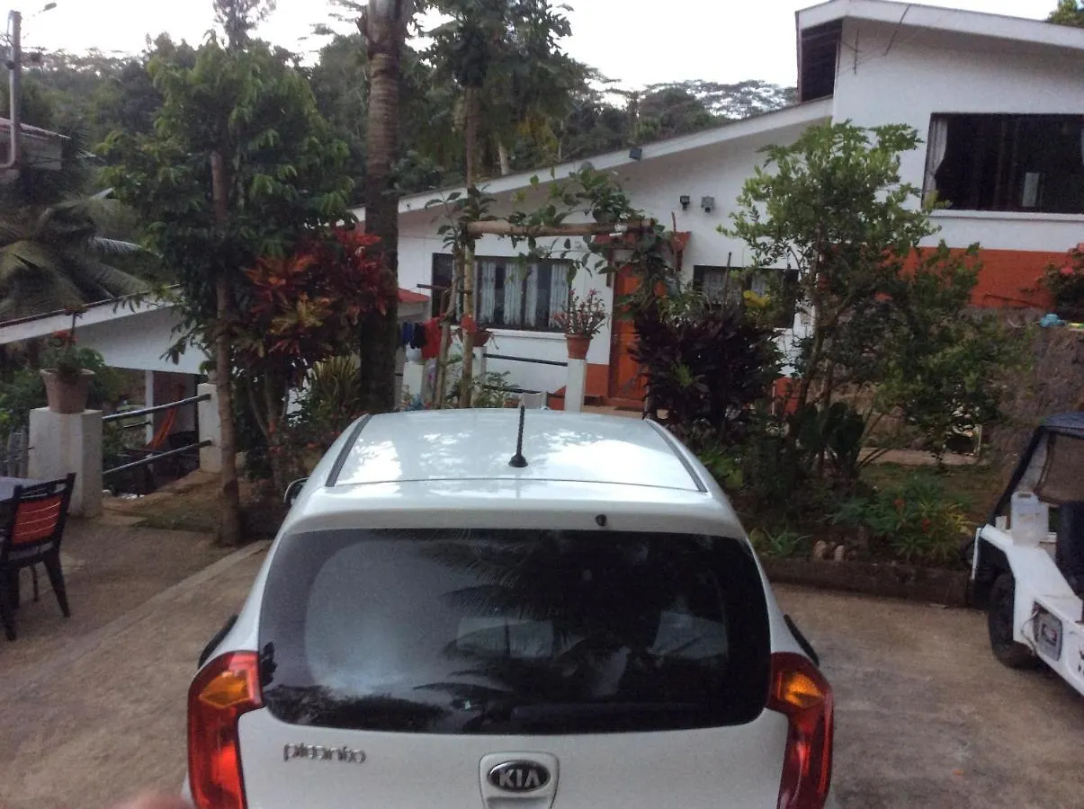 Kwatera prywatna Papayas Self Catering Room Victoria
